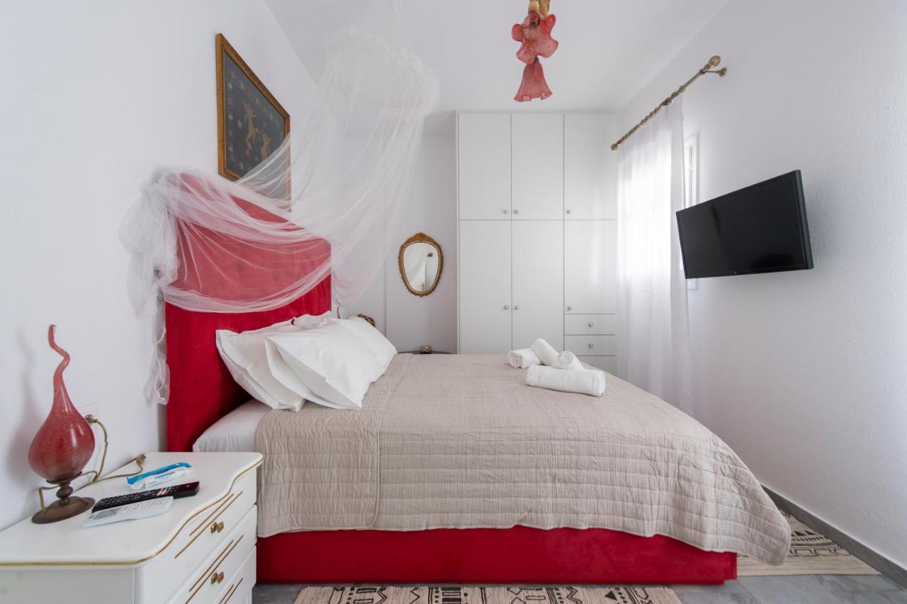 Ricos Two Bedroom House - Paros Appartement Náoussa